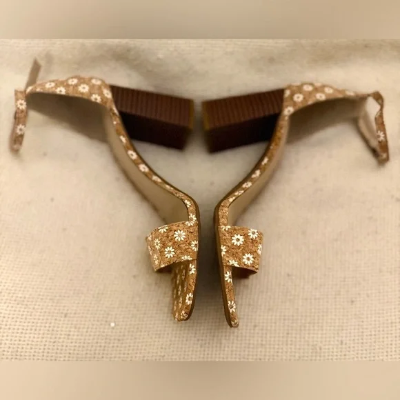 Kelly & Katie Cork Floral Women's Heels - Picture 2 of 4